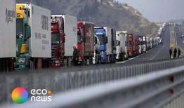 عامل اصلی معطلی کامیون‌ها در مرز آستارا چیست؟